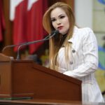 “En Sinaloa, el miedo se ha convertido en rutina”, dice Paola Gárate desde la tribuna del Congreso de Sinaloa.